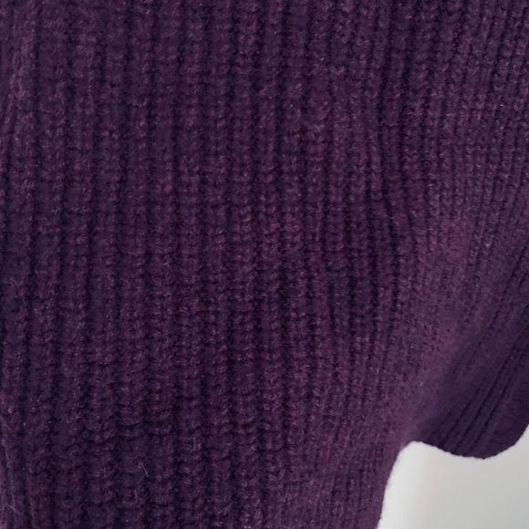 Aritzia Durandal Sweater - Picture 2 of 3